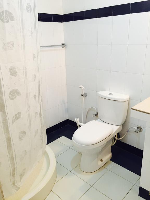 Holiday Nest Bed & Breakfast Ваддува Экстерьер фото